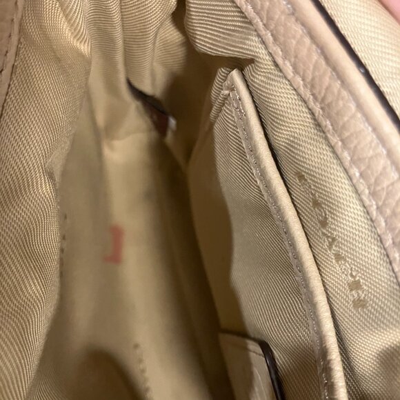 Coach Cream Crossbody Bag with Gold Chain - Picture 6 of 10